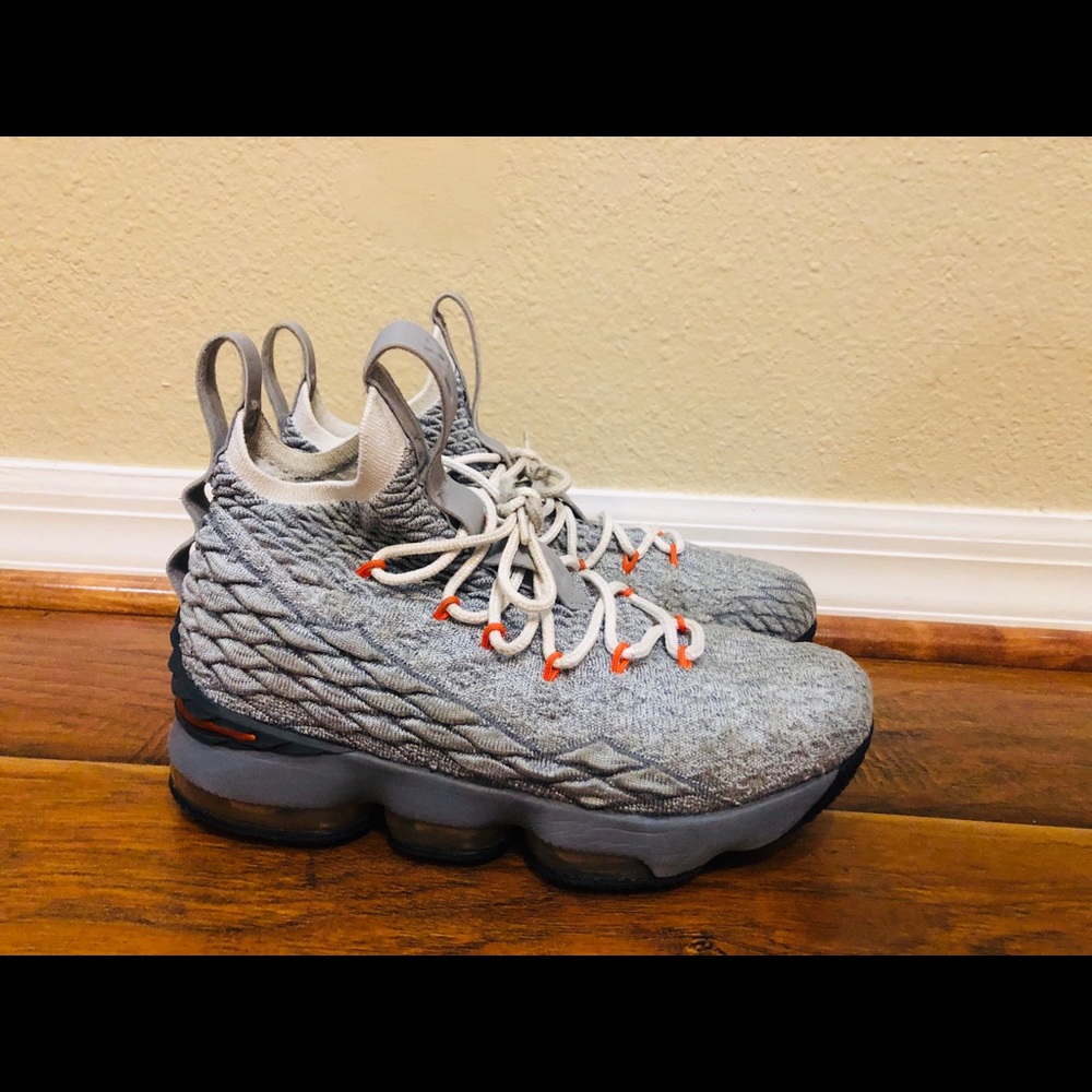 Lebrons 15 kids shoes